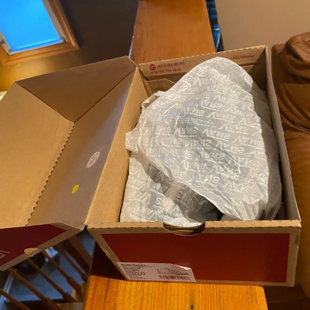 Vans Kids Old Skool V Black/White Kids Size 11 - Picture 8 of 9